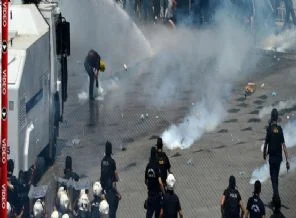 Grup Yürüyüş'ten Gezi Parkı şarkısı