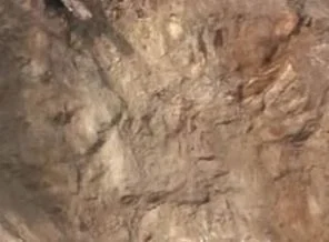 Heyelan insan kemiklerini ortaya çıkardı