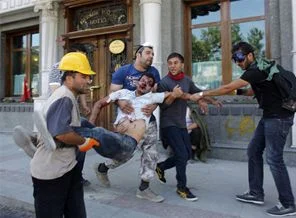 İHD: Polisin yaraladığı vatandaş korkudan şikayet edemiyor