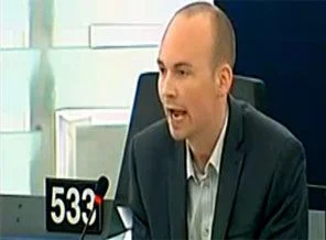 İrlandalı vekil 'Tayyip İstifa' diye bağırdı!