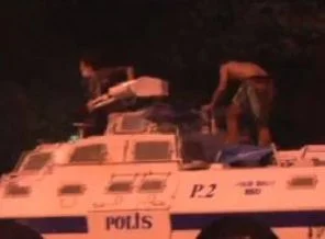 İzmir'de 120 gözaltı