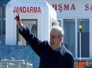 Kemal Gürüz intihara kalkıştı