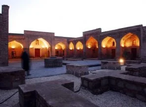 'Kırmızı Medrese'de kapitalist toplantı