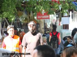 Kızılhaç Gezi Parkı'nda ne arıyor?
