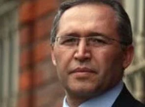 'Kürtlere rağmen Öcalan ekarte edilemez'