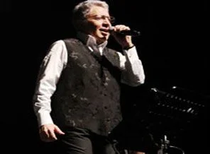 Livaneli'nin saldırıya uğradığı iddiasına yalanlama