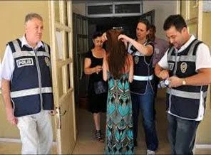 LYS'de kemer yasağı