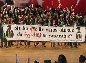 Mezuniyet törenlerinde Gezi eylemi