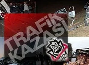 Minibüs ile TIR çarpıştı