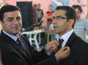 Mustafa Sarıgül CHP'den istifa edip BDP'ye geçti