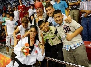 Nur Tatar'dan altın madalya