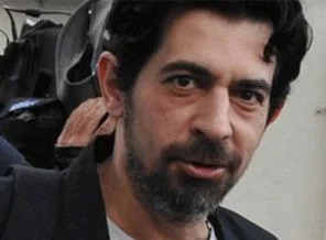 Okan Bayülgen Çarşı eylemini selamlayarak Beşiktaşlı oldu
