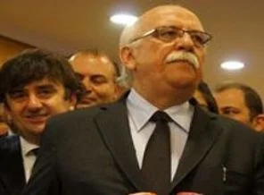 Okullardaki yazılı sınavlar merkezi olacak