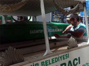 Otel odasında sır intihar