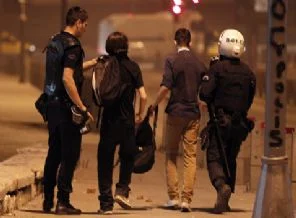 'Polis, Ankara Barosu avukatının boyun ve çene kemiğini kırdı'