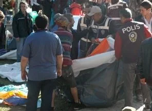Polis 'şikayet' üzerine Kuğulu Park'taki çadırları topladı