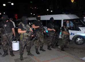Rize'de eylemcilerle halk çatıştı
