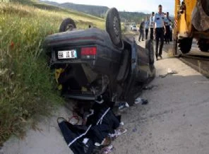 Sivas'ta trafik kazası: 1 ölü, 4 yaralı!