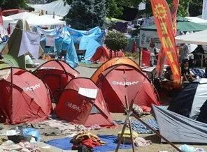 Taksim Dayanışması başörtülü kadınlara saldırıları şiddeti kınadı