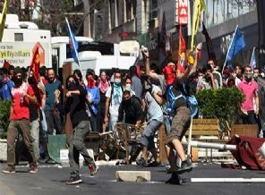 Taksim'de metro seferleri normal