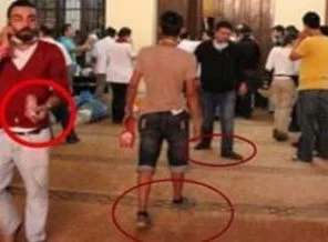 Taksim eylemcileri camiye ayakkabıyla girdiler