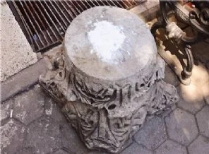 Tarihi küllüğe, alçılı koruma!