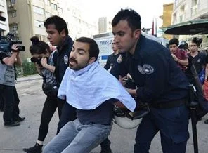 TİHV: 'Gezi Parkı'na 640 bin kişi katıldı; 4 bin gözaltı, 3 bin yaralı