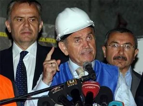 Topbaş: Sadece 89 ağaç taşıyacağız