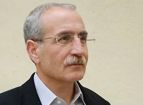 Tutuklandıktan beş yıl sonra ilk savunmasını yaptı