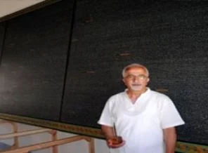 Tuval'e yağlı boya ile yazılan Kur'an-Kerim sergilendi