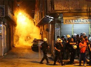 'Twitter' gözaltıları devam ediyor