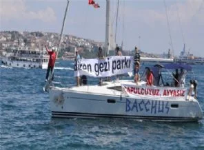 Yelkencilerden tencere-tavalı eylem
