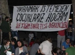 'Yıkanmak istemeyen çocuklarız hocam!'