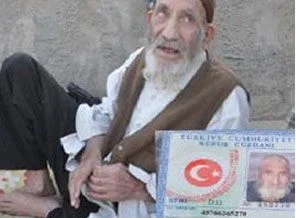 121 yıla 10 çocuk 213 torun sığdırdı