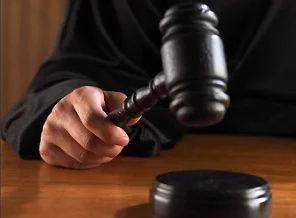 '30 günden fazla hastalanma' düzenlemesine durdurma
