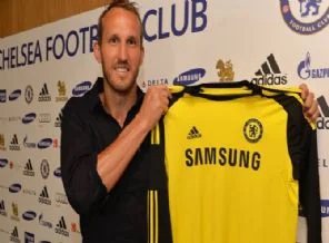 41 yaşında Chelsea'ya transfer oldu