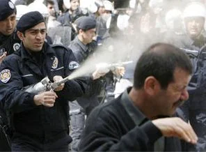Adli Tıp'tan itiraf: Biber gazı öldürüyor