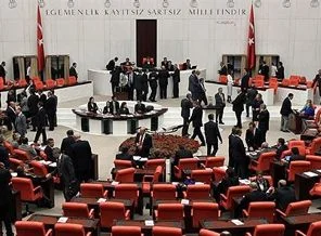 AK Parti'den 'demokratikleşme paketi' hamlesi