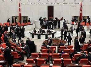 AK Parti'li vekilin CHP'lileri darp görüntüleri ortaya çıktı