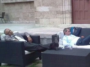 AK Partili vekilden o fotoğrafa açıklama