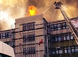 Ankara'daki yangın söndürüldü