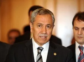 Arınç: 'Alevilere katliam' kelimesi olumsuz etki yaratacaktı