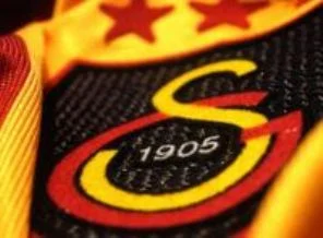 Aslan'da iki imza birden