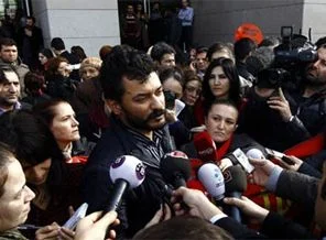 Avukata 'gözaltındayken polis dövdün' davası