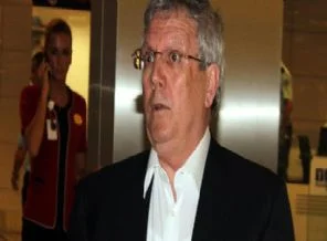Aziz Yıldırım: Uçağın kapılarını açın!