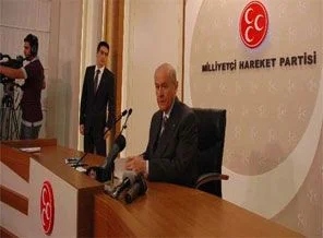 Bahçeli: Türkiye'nin dış politikası çökmüştür