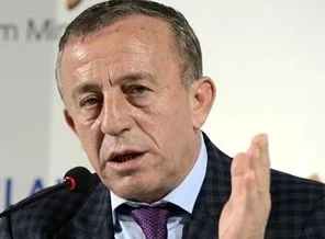 'Başbakan'ın 'Gezi'nin çarpıtılabileceğini bilmesi gerekirdi'