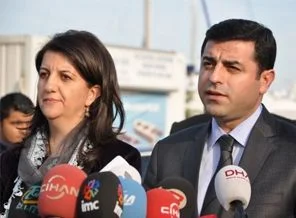 BDP heyeti İmralı'ya gitti