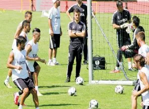 Beşiktaş'ta yabancı dil yasak!