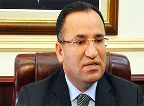 Bozdağ: Vatandaşlığa dönmelerinde engel yok